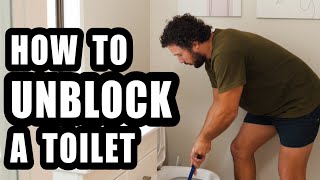 UNBLOCKING A TOILET - Dad Tip 027