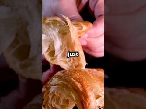 The best croissants in Paris | Food tour