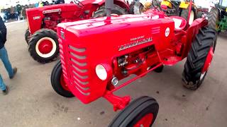 1957 McCormick International B250 2.4 Litre 4-Cyl Diesel Tractor (30HP)