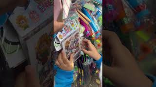 Pulang sekolah jajan stiker labubu #videoviral #shortvideo #mainanviral #raisya #jajanan #trending