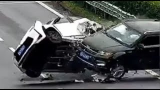 Idiots in Cars | China | 55 | 1 Hour Compilation | 2023 | China | Dash Cams | Road Fails