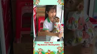 Monkey Hair Red and Quynh help mom buy medicine for sick baby Diem part 3