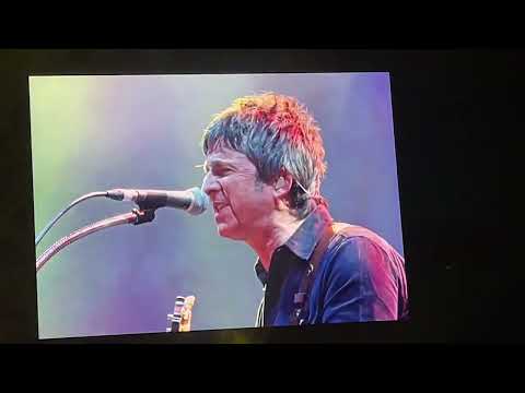 Noel Gallagher's High Flying Birds - The Masterplan 15/12/23 Birmingham ...