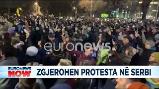 Tronditet Vuçiç, studentët i bashkohen protestës, paralizojnë Beogradin. Kërkohen zgjedhje të...