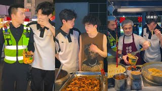 夜市风云之豪华泡面【吐司大锤】#vlog #搞笑 #food #挑战 #夜市 #泡面