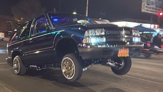 mleon602 is live! Glendale cruise night hosting : Phoenix Stylez