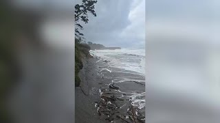 'Damn, dude!' Early king tide action caught on camera on the Oregon Coast