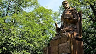 Sowjetischer Ehrenfriedhof (Müncheberg ) | Советское воинское захоронение (Мюнхеберг)