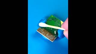 Virtual Boy Display Repair with the Eyepatch Solder Mod