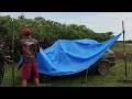 acampamento em lagoa deserta pescando e preparando no disco de arado