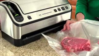 FoodSaver® 4800 Series Vacuum Sealing System intro