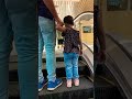 আনায়া তার পাপার সাথে escalator এ উঠতে একটু ও ভয় পায় না 😃😃😃