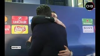 El abrazo mutuo de Cristiano Ronaldo y Buffon tras eliminacion de la Juventus