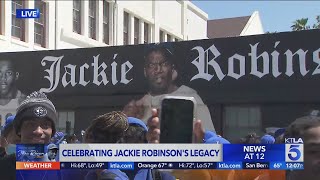 Pasadena school unveils Jackie Robinson mural