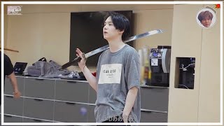 【BTS日本語字幕】⚔あのユンギさん爆イケ剣舞の裏側 [BANGTAN BOMB]SUGA’s Daechwita Sword Dance Practice - BTS(방탄소년단)