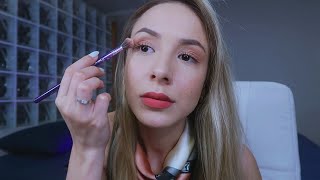 ASMR - VOCÊ ME OBSERVANDO MAQUIAR (Sem Fala) com som de chuva