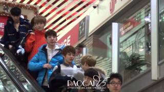 [121208] [FANCAM] EXO-M@Beijing Airport