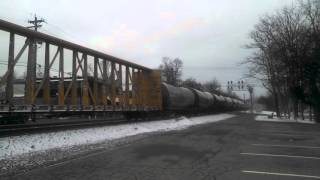 Four locomotive CSX southbound