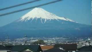 新幹線車窓の富士山