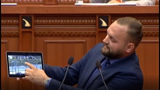 Atentati ndaj prokurorit/ Deputeti nxjerr videon në Kuvend: Këtë pa kapele se gjeni dot, keni ...