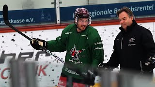 Starbulls-Neuzugang Norman Hauner beim ersten Eistraining in Rosenheim