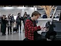 EXPERIENCE AIRPORT PIANO PERFORMANCE