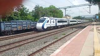 20644 CBE - MAS vandhe bharat skips fast in Avadi