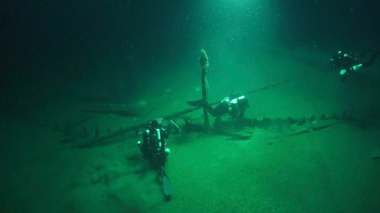 World’s Oldest Intact Shipwreck Found In Black Sea - YouTube