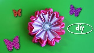Diy Мастер-класс канзаши. Цветы из лент (english Subtitles)