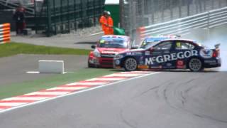 WTCC 2013. Столкновение Тарквини, Коронеля и Томпсона