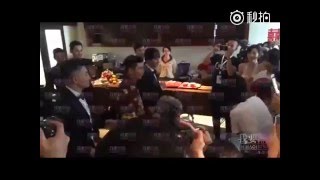 [20160320] 吴奇隆刘诗诗婚礼迎亲 - 小虎队唱歌 (Nicky Wu Liu ShiShi Wedding Little Tiger Singing to meet the Bride)