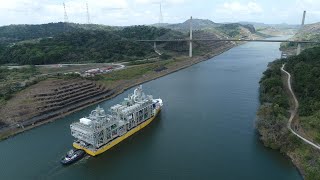 BigLift Baffin passing the Panama Canal