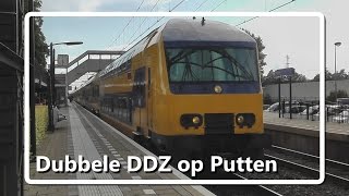 Dubbele DDZ vertrekt van station Putten!