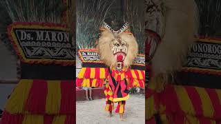 Solah merinding pembarong terkuat mainkan reog terbesar #short #shorts #shortsvideo #shortvideo