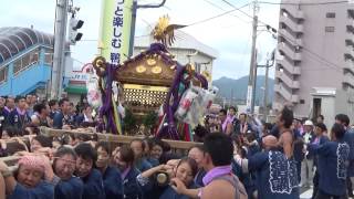 2015 鴨川合同祭　横渚八雲神社の女神輿が駅前で暴れる