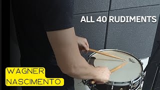 All 40 Rudiments in 5 minutes (Todos os 40 Rudimentos em 5 minutos).