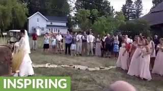 Wedding bouquet toss turns into surprise proposal