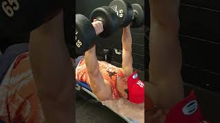 Papawis muna chest workout dumbel press,#workout #motivation #fitnessmotivation #exercise