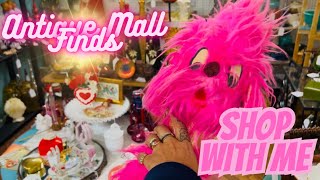 “Somebody Needs This”| SHOP WITH ME | BEDFORD STREET ANTIQUE MALL FINDS | THRIFTING | VINTAGE RESALE