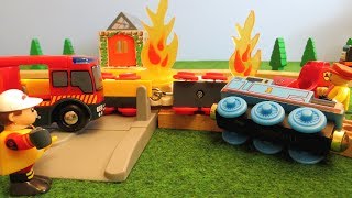 Thomas and Friends The Train Crash Fire Engine Brio Trains for Kids Wooden Railway Toy Tank Engine