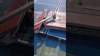 Solar panel cleaning robot太阳能板清洗机器人