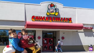 Melis and yagiz are in Chuckecheese’s