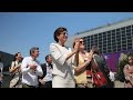 vertical dance company bandaloop s behind the scenes look at bmw hq 50th anniversary performance