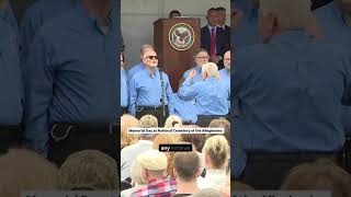 Memorial Day ceremony at national cemetery