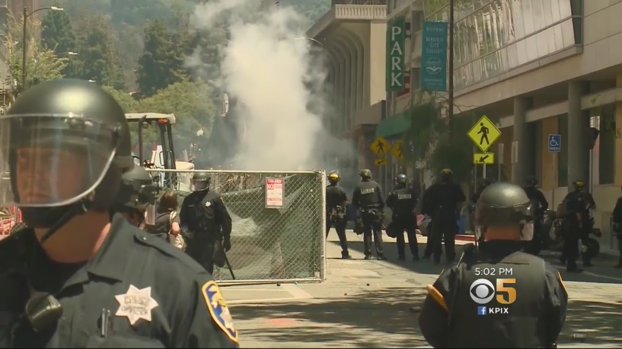 BERKELEY PROTEST: Protest Turns Violent On The Streets Of Berkeley ...