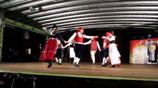 Dansk Folkedans: DUBA bailando \