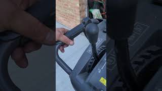 Husqvarna snowblower, how to start it and use it.