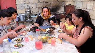 Sacda Öküz Ürəyindən Ciyarından Qovurma və Çoban Salatı | Gənc Ailənin Kənd Həyatı