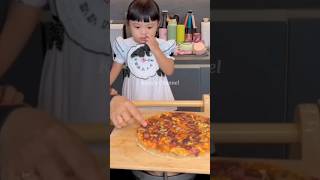 Ameena sedih pizza nya gosong padahal buat Mama #ameena #aurelhermansyah #attahalilintar