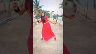 Chhatri Na Khol Barsat Mein🥰shorts #dance #trend #ytshort #viralvideo #shortvideo